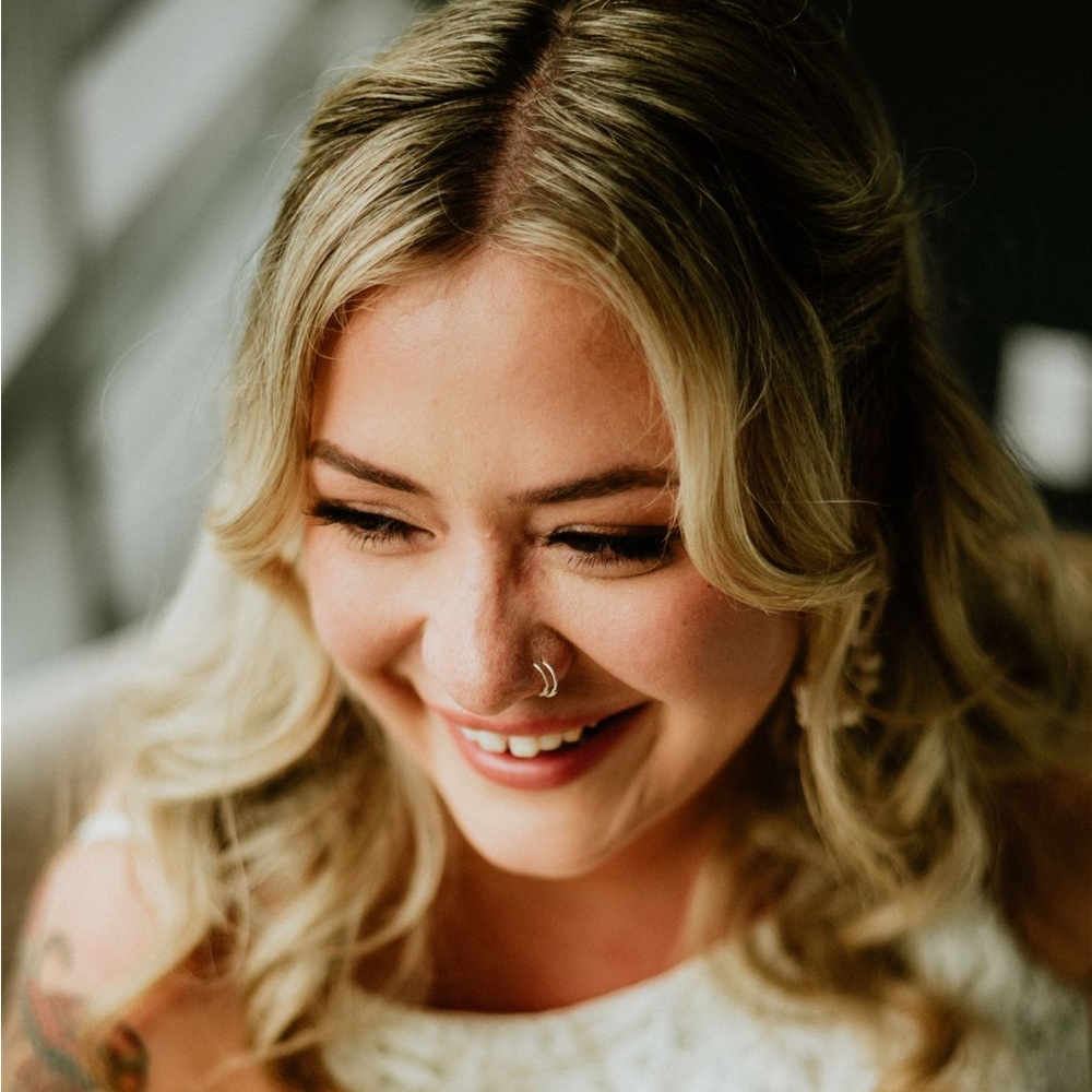 Meet your Posher, Alexandra